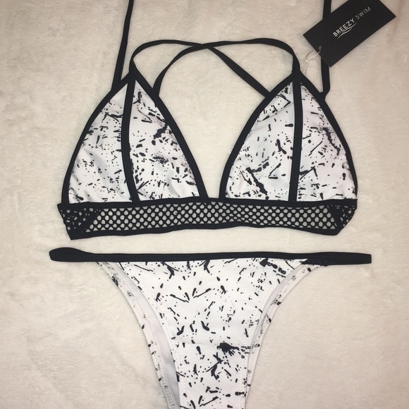 Breezy Swim Other - Breezy Swim Marble Bikini NWT Size L